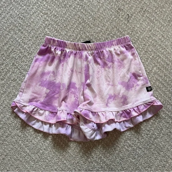 Pixie Lane Ruffle Shorts - Picture 2 of 5